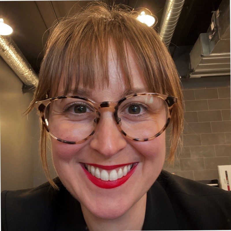 Headshot of Moni Marcelo